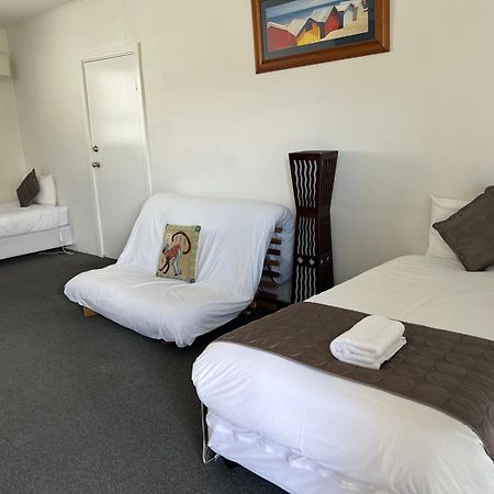 Mornington Motel Экстерьер фото