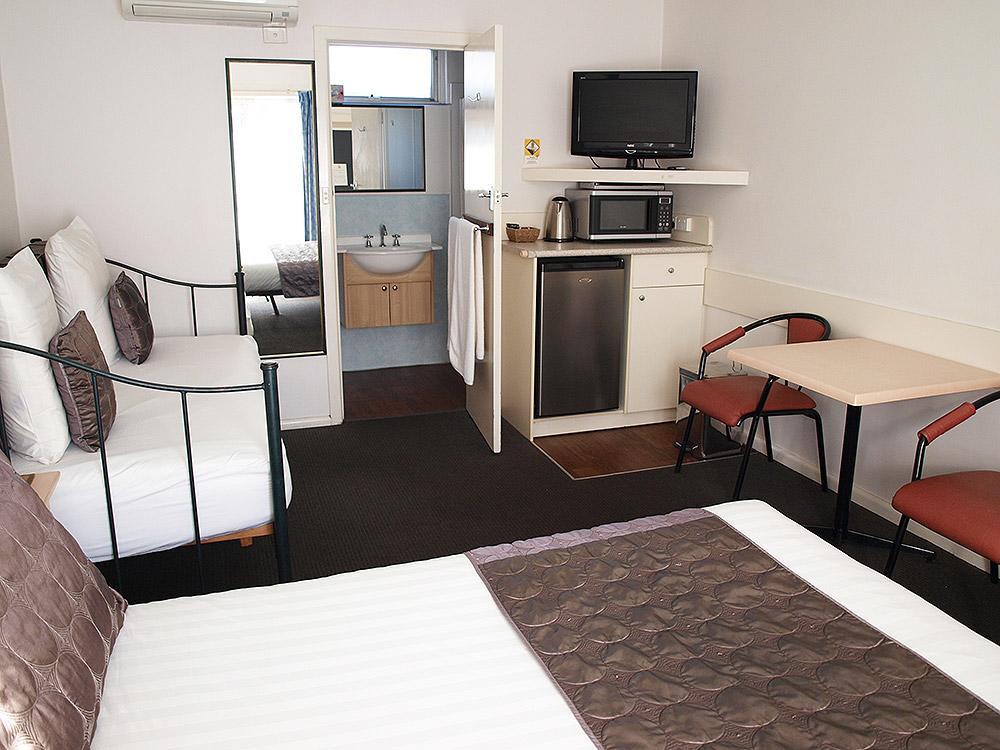 Mornington Motel Экстерьер фото