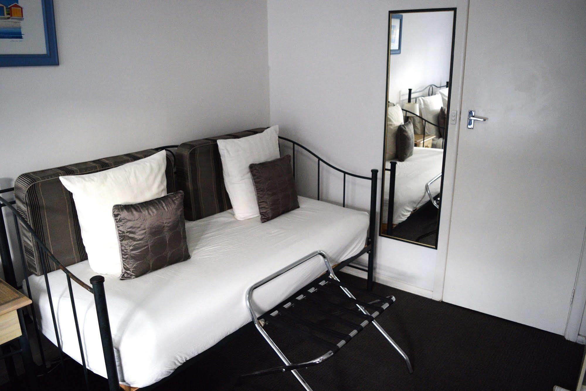 Mornington Motel Экстерьер фото