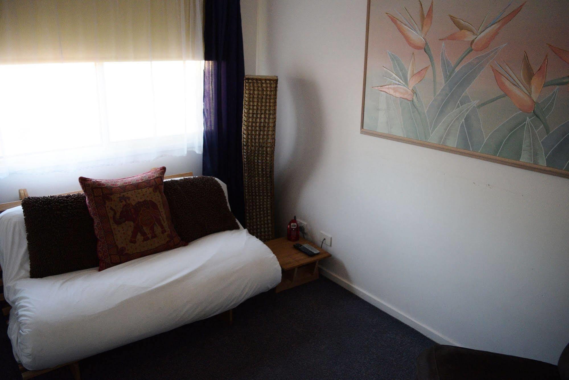 Mornington Motel Экстерьер фото