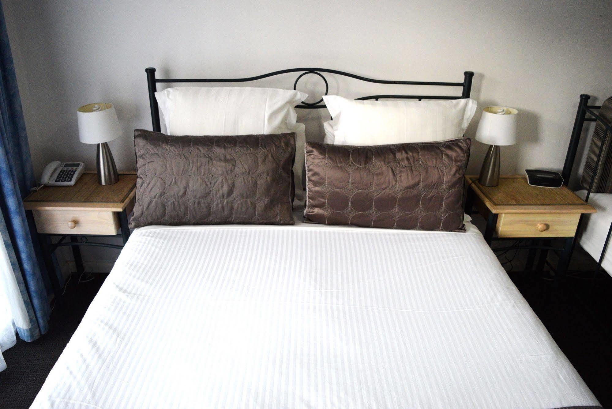 Mornington Motel Экстерьер фото