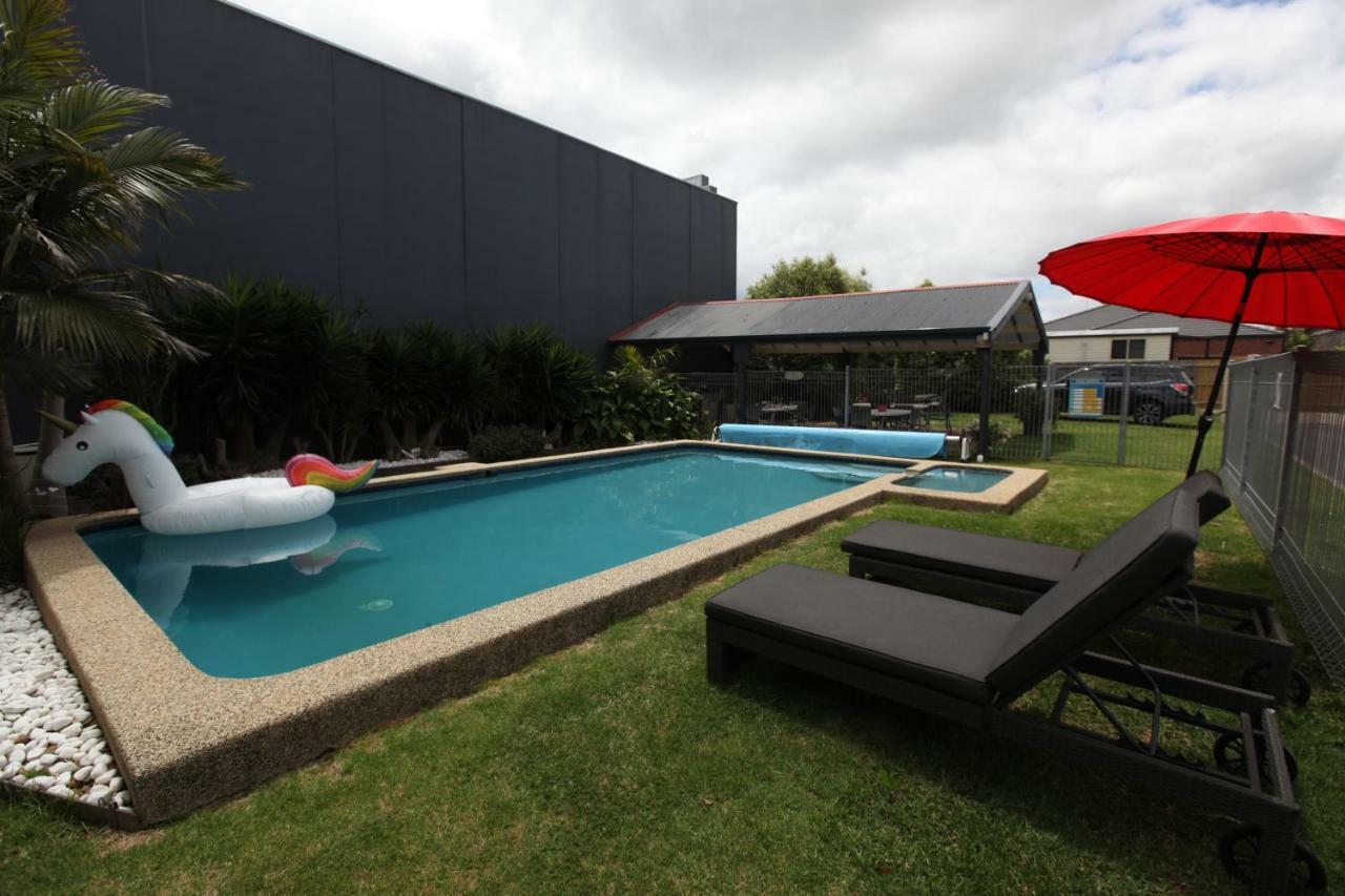 Mornington Motel Экстерьер фото