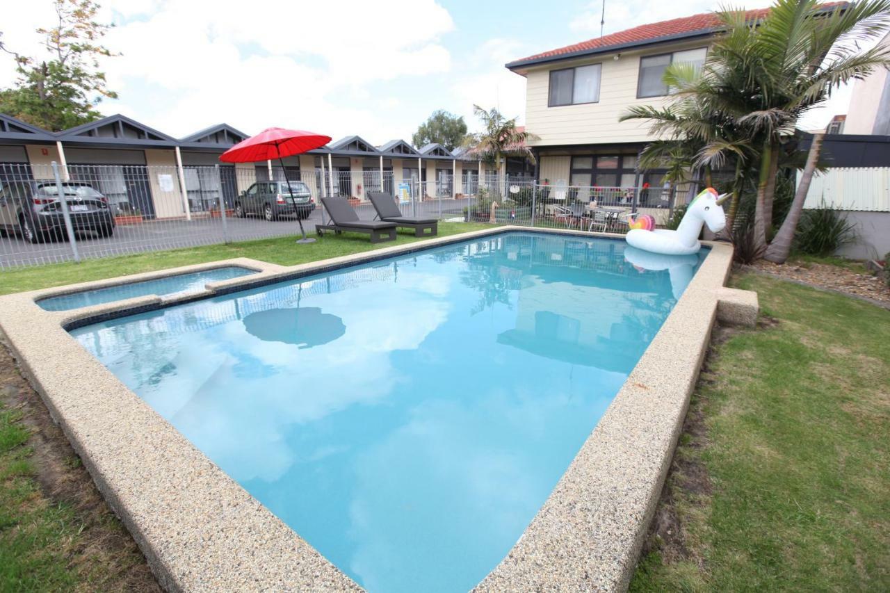 Mornington Motel Экстерьер фото